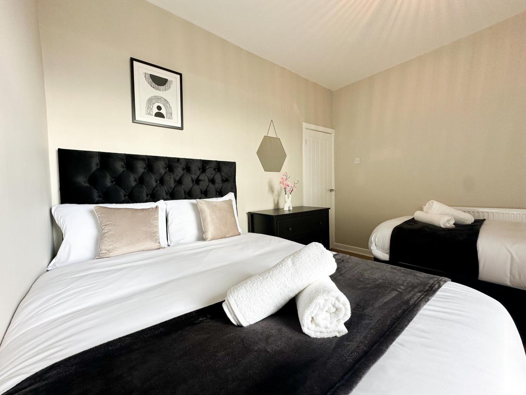 2 Bedroom House 10 Mins To City Centre & Albert Dock Liverpool Zewnętrze zdjęcie