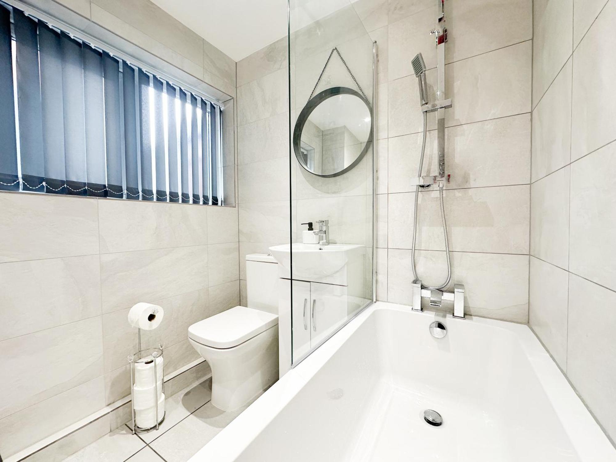2 Bedroom House 10 Mins To City Centre & Albert Dock Liverpool Zewnętrze zdjęcie